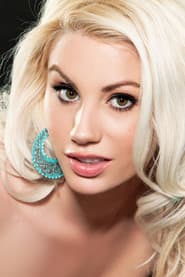 Photo of Sarah Summers
