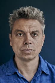 Photo of James Garnon