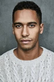 Photo of Elliot Knight