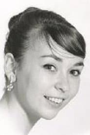 Photo of Nikki Tilroe