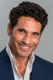 Photo of Óscar Higares