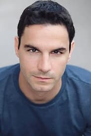 Photo of Derek Arnold