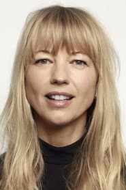 Photo of Sara Cox