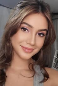 Photo of Sarah Holmes