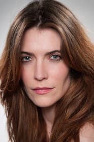 Photo of Aislinn Sands