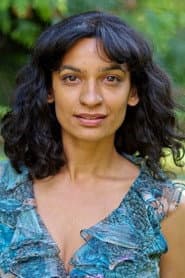 Photo of Leila Rozario