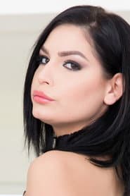 Photo of Annie Wolf