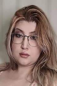 Photo of Elisa Mae