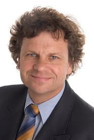 Photo of Simon McKeon