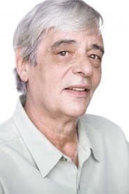 Photo of Robert Brewster