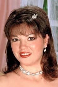 Photo of Diane Poppos