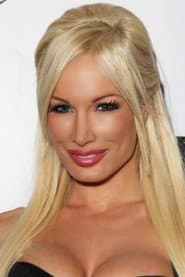 Photo of Lana Kinnear