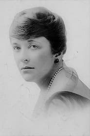 Photo of Julia Dean