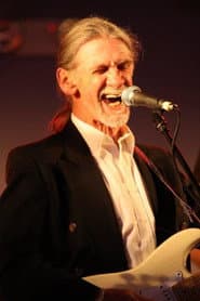 Photo of Alex Ligertwood