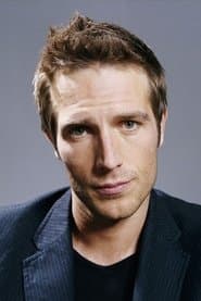 Photo of Michael Vartan