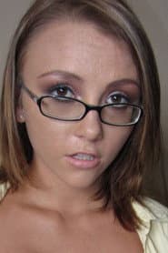 Photo of Carrie Cummings