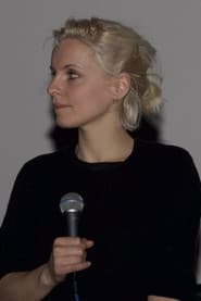 Photo of Carla MacKinnon