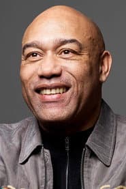 Photo of Gus Casely-Hayford