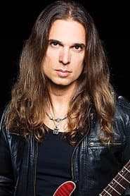 Photo of Kiko Loureiro