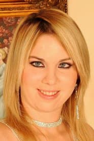 Photo of Chloe Bright