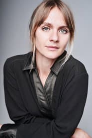 Photo of Elle McAlpine