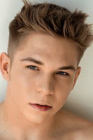 Photo of Hugo Carter
