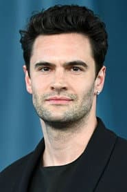 Photo of Tom Bateman