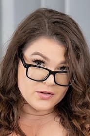Photo of Luna Lark