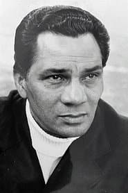 Photo of Enrique Lucero