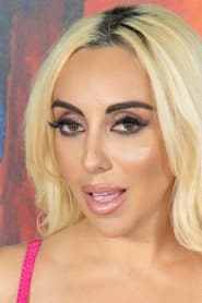 Photo of Kylie Kingston