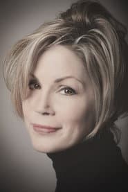 Photo of Theresa Bell
