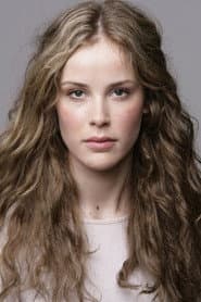 Photo of Carla Juri