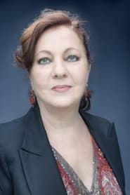 Photo of Carmen Linares
