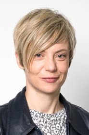 Photo of Miranda Sawyer