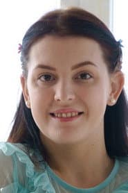 Photo of Ellie Ray