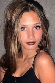 Photo of Lola Poggio