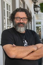 Photo of Peter Núñez