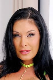 Photo of Mae Gunz