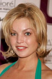 Photo of Clare Kramer