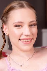 Photo of Maya Sinn