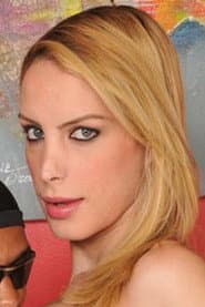 Photo of Paola Vieira