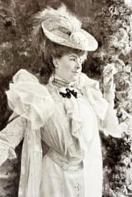 Photo of Julia Bartet