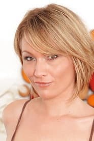 Photo of Holly Marie Bryn