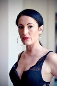 Photo of Sarah Lamour