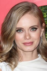 Photo of Sara Paxton