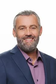Photo of Simon Hill