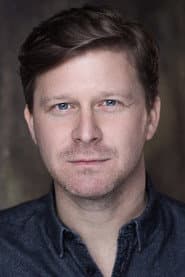 Photo of Dean Chisnall