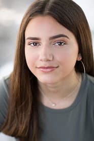 Photo of Chloe Klitus