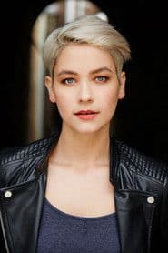 Photo of Vivienne Greer