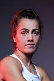 Photo of Ellie Scotney